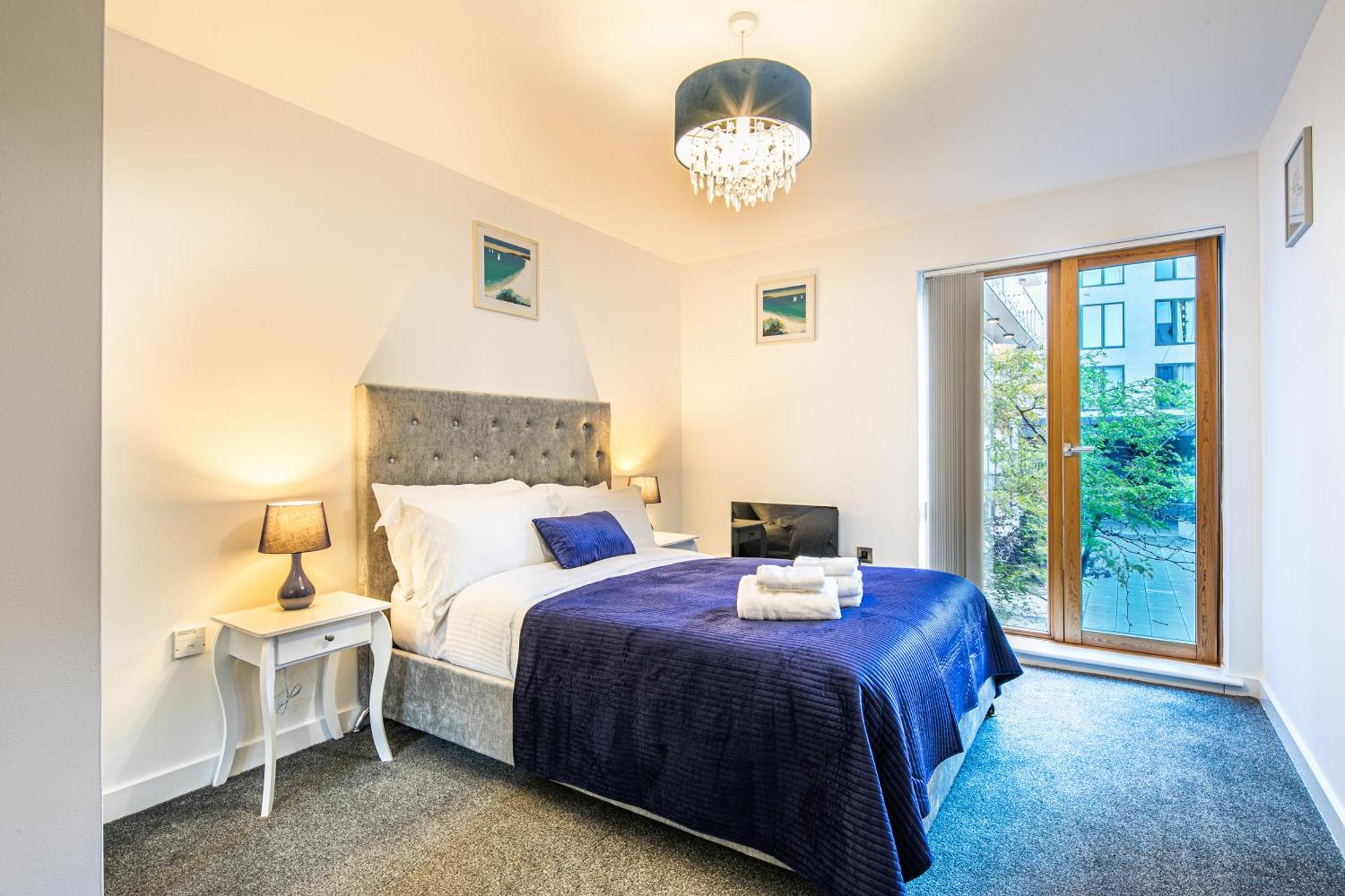 Stylish 2 Bed Apt 18 - City Centre, Free Parking, Espresso Machine & Netflix - Hosted By Stay Host Save Sheffield Eksteriør billede