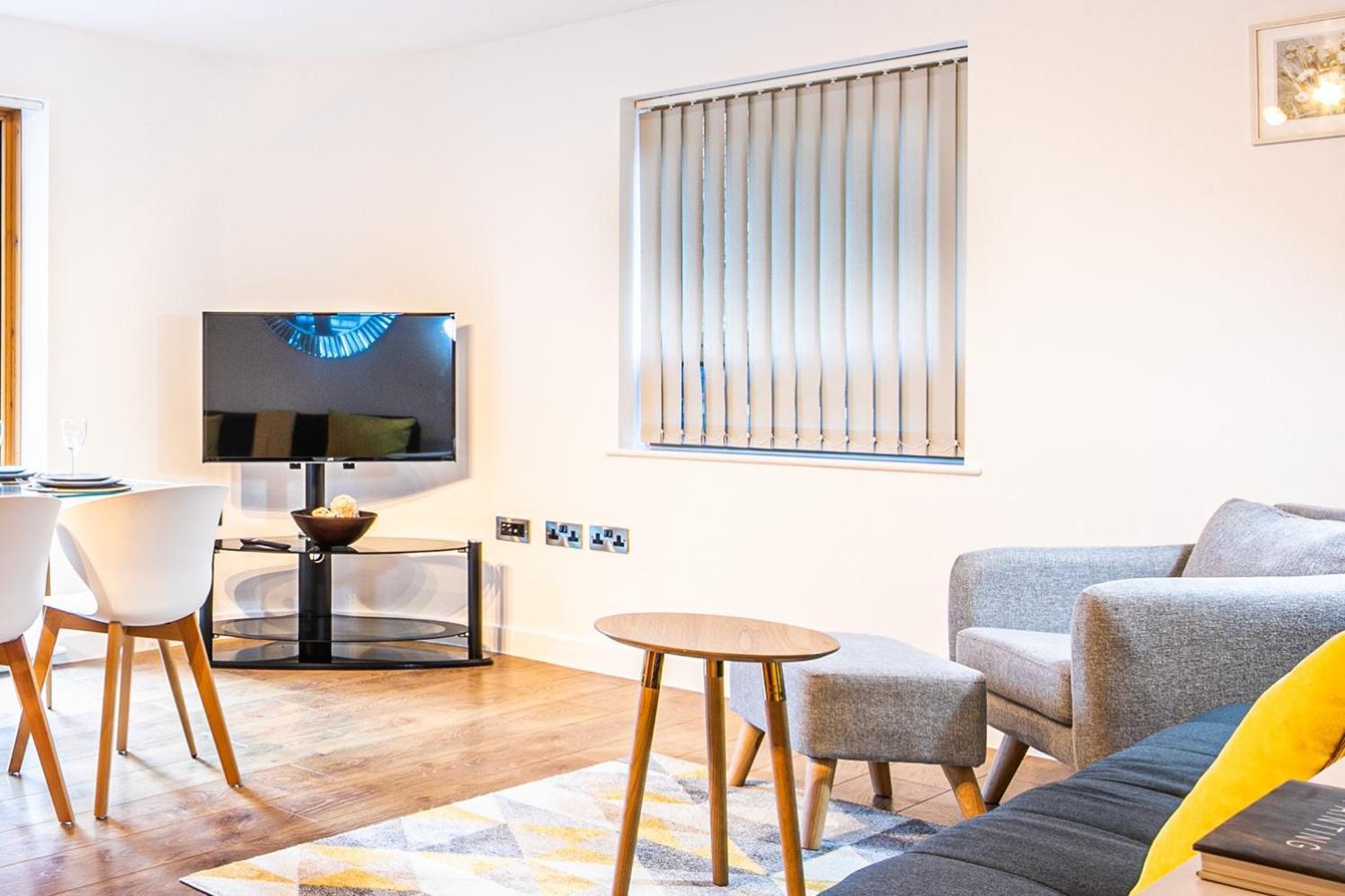 Stylish 2 Bed Apt 18 - City Centre, Free Parking, Espresso Machine & Netflix - Hosted By Stay Host Save Sheffield Eksteriør billede